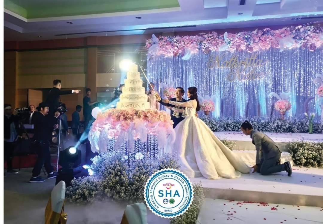 Major Grand Hotel Chum Phae Ngoại thất bức ảnh