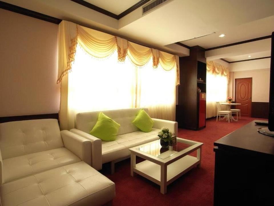 Major Grand Hotel Chum Phae Ngoại thất bức ảnh