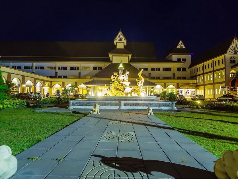 Major Grand Hotel Chum Phae Ngoại thất bức ảnh