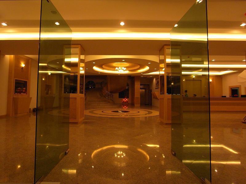 Major Grand Hotel Chum Phae Ngoại thất bức ảnh