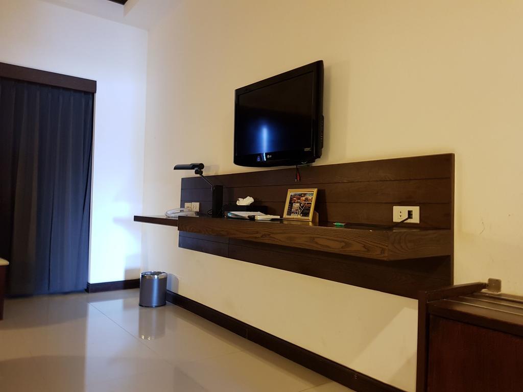 Major Grand Hotel Chum Phae Ngoại thất bức ảnh