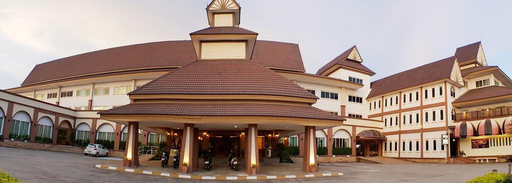 Major Grand Hotel Chum Phae Ngoại thất bức ảnh