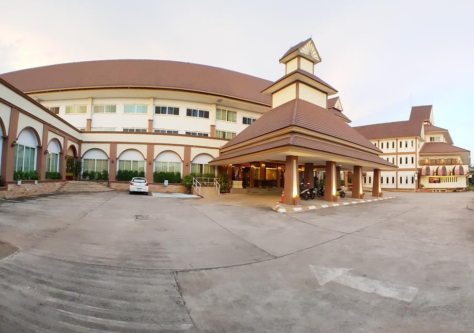 Major Grand Hotel Chum Phae Ngoại thất bức ảnh